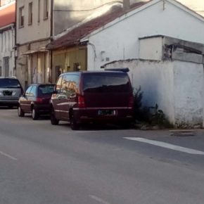 Ciudadanos pide actuaciones para mejorar la seguridad vial en la confluencia de la Avenida de Viella y la calle Evaristo Valle de Lugones